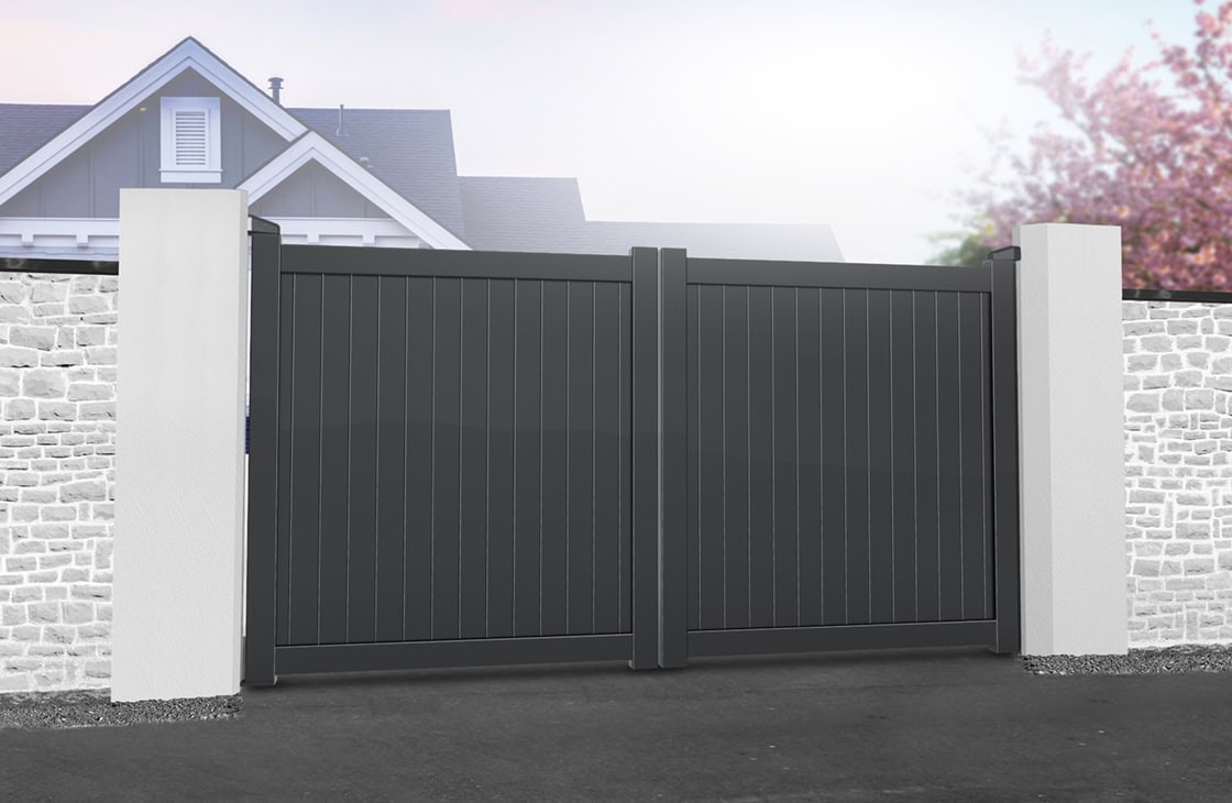 Double Swing Gate - Solid vertical infill flat top - Image 4