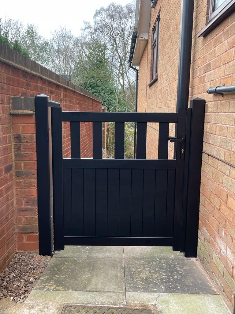 Partial Privacy Pedestrian Gate - Solid vertical infill