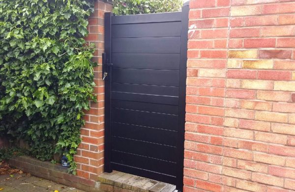 Pedestrian Gate – Solid horizontal infill
